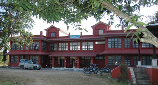 दाङ बेलझुण्डीको नेपाल संस्कृत बिश्व विद्यालयमा फेरि लाग्यो ताला…….(भिडियो सहित)