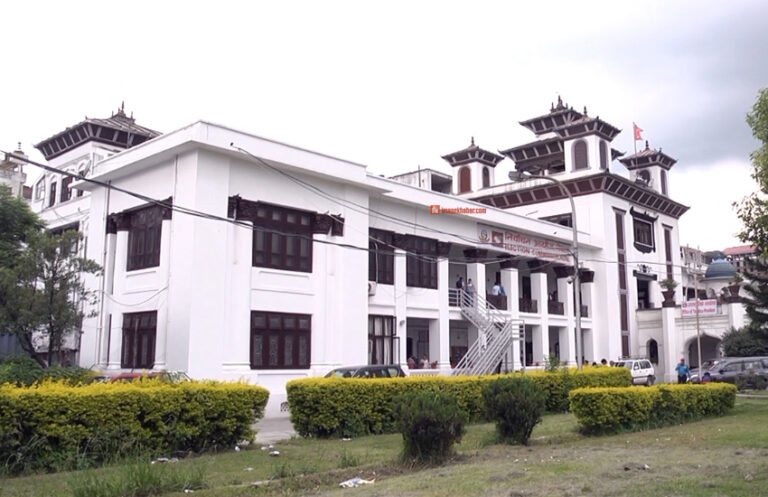 निर्वाचनमा बैङ्किङ प्रणाली अनिवार्य: नगद कारोबार गरे उम्मेदवारी रद्द हुन सक्ने,३१ अर्बको चुनावी खर्चले अर्थतन्त्र चलायमान हुने, निर्वाचन आयोगको प्रक्षेपण