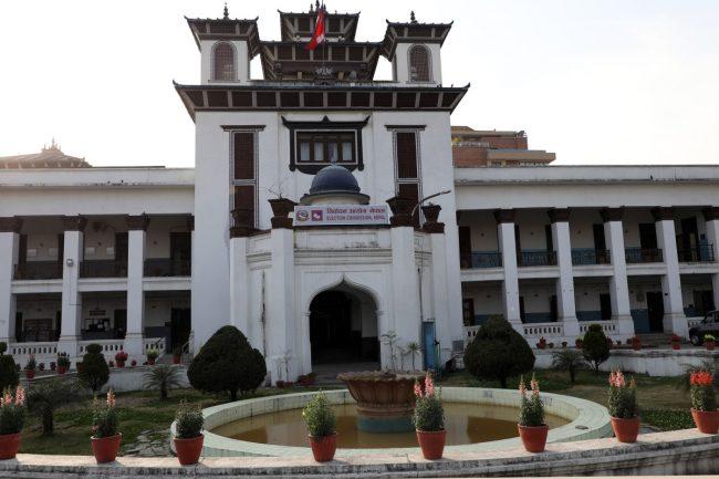 आज मध्यरातदेखि देशभर निर्वाचन आचारसंहिता लागू हुँदै