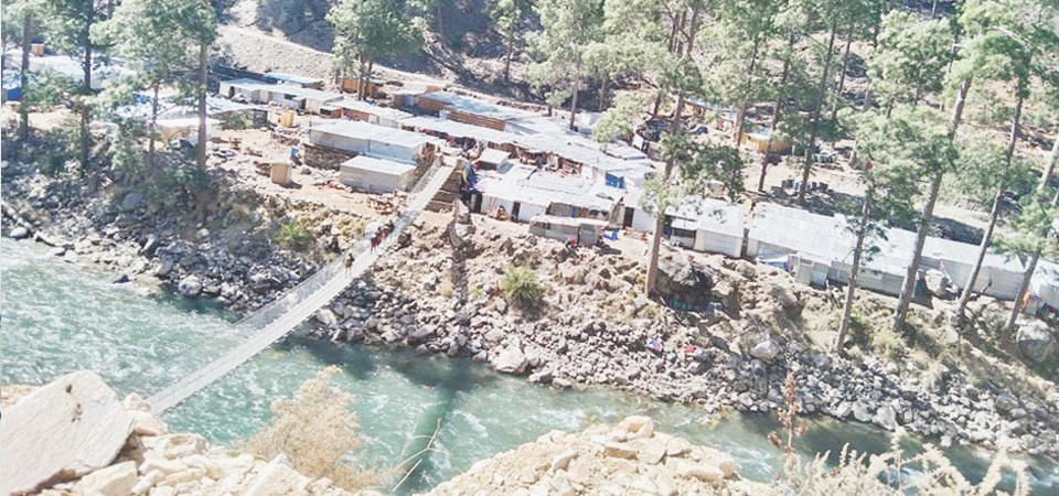 २ मिनेटको दुरीमा रहेका दुई प्रहरी चौकीमा खटिएका प्रहरीले पाउने सेवा सुविधा,रासन भत्तामा साढे ११ हजार अन्तर