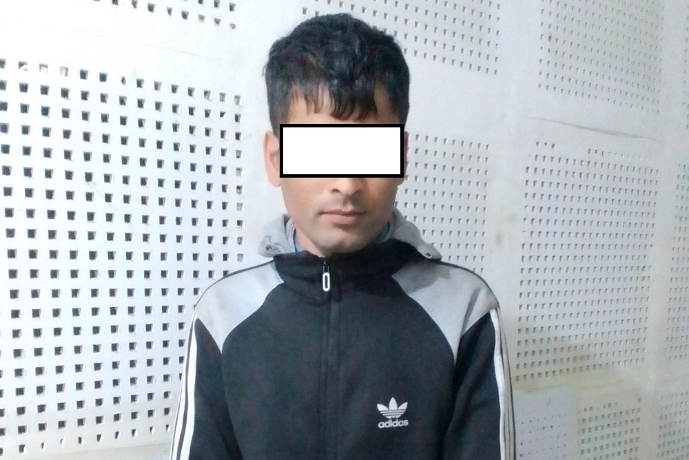 महिलासँग ब्ल्याकमेल गर्ने सशस्त्र प्रहरीका भगौडा भट्ट धनगढीबाट पक्राउ