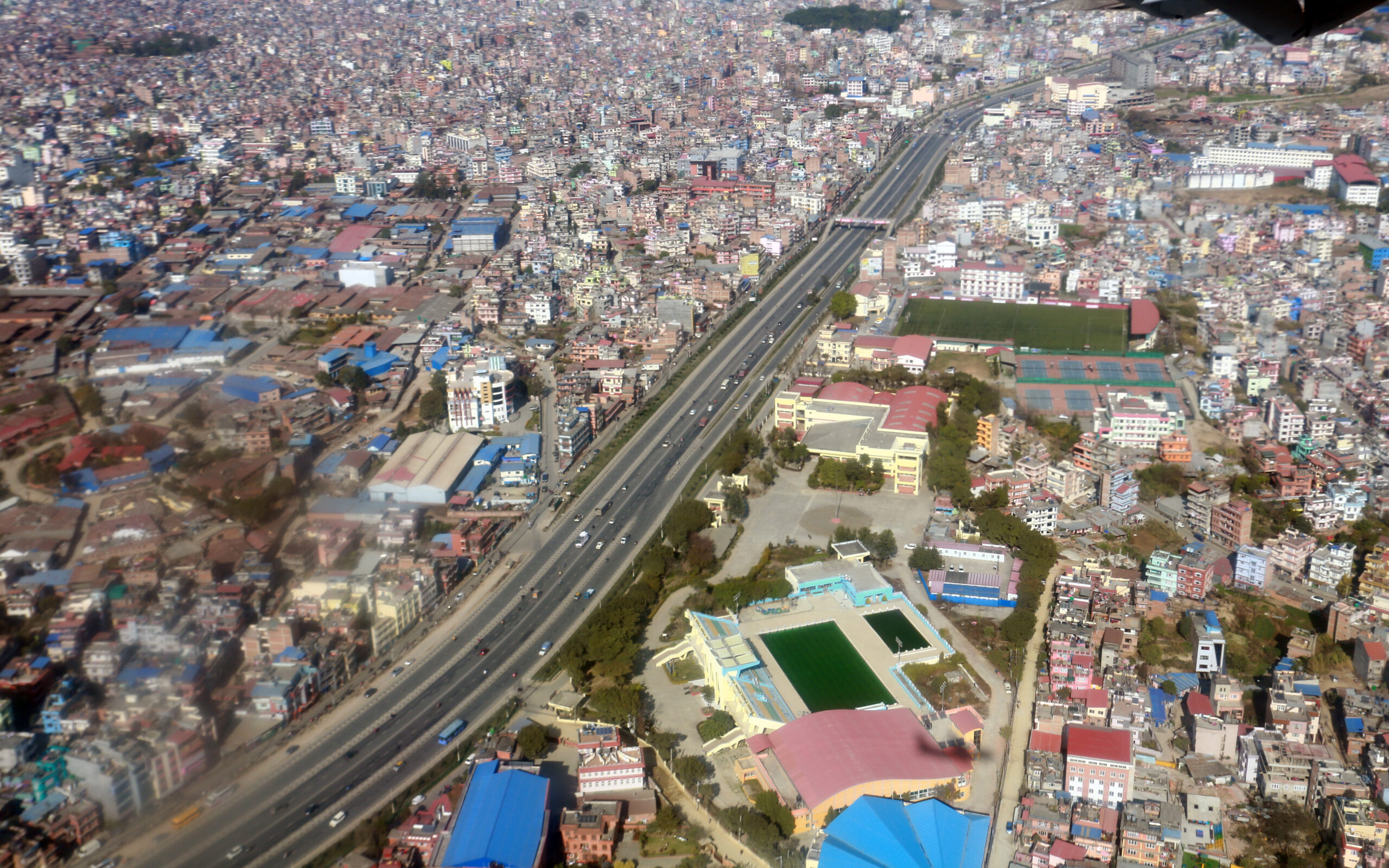 काठमाडौं उपत्यकामा बिहानैदेखि सार्वजनिक सवारी ठप्प