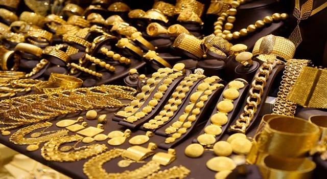 घट्यो सुन मूल्य, कतिमा हुँदैछ कारोबार?