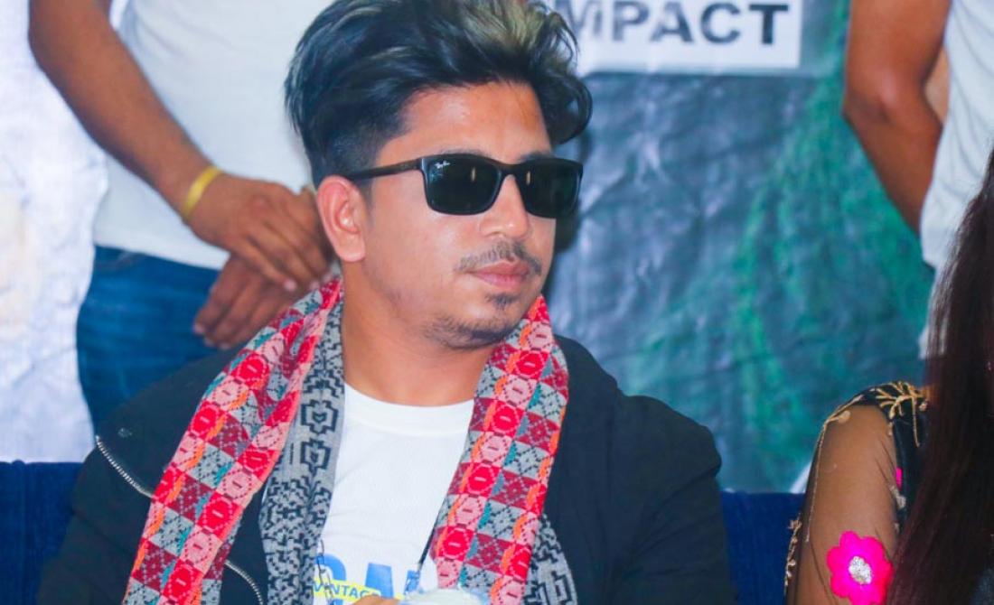 नायकका रुपमा उदाउँदै गायक प्रकाश सपूत, भन्छन्- हिरो बन्दैछु भन्ने कुराले दंग र उत्साहित छु