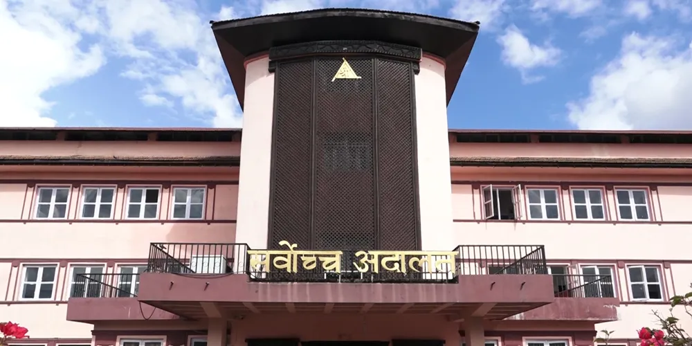 सामाजिक सञ्जाल नियमन कानुन निर्माण गर्न सर्वोच्चको आदेश