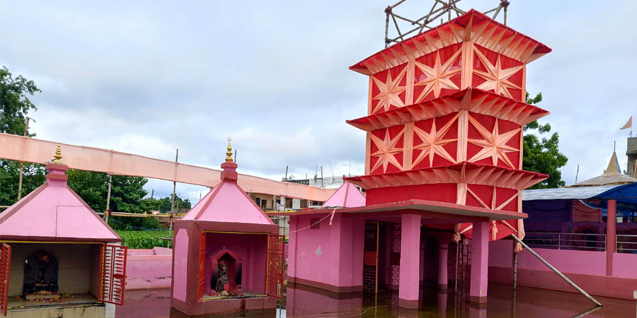 राजदेवी मन्दिरमा १५ हजार बढी बोकाको बलि