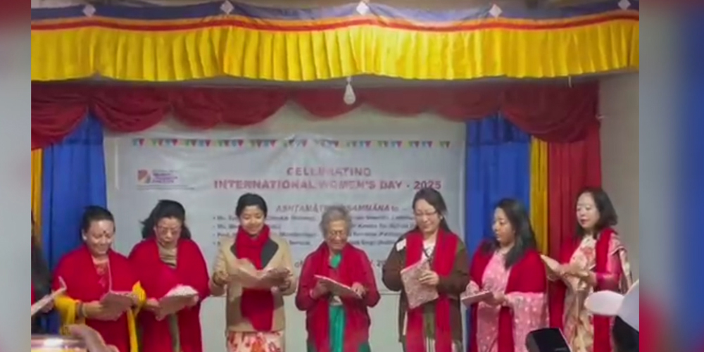 महिला दिवसको अवसरमा विभिन्न क्षेत्रका महिलाहरु सम्मानित
