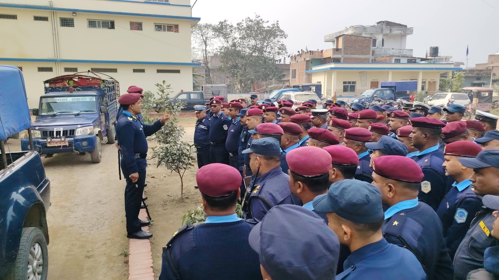 DIGP थपलियाद्वारा निर्वाचन लक्षित अनुगमन तथा प्रहरी कर्मचारीलाई निर्देशन