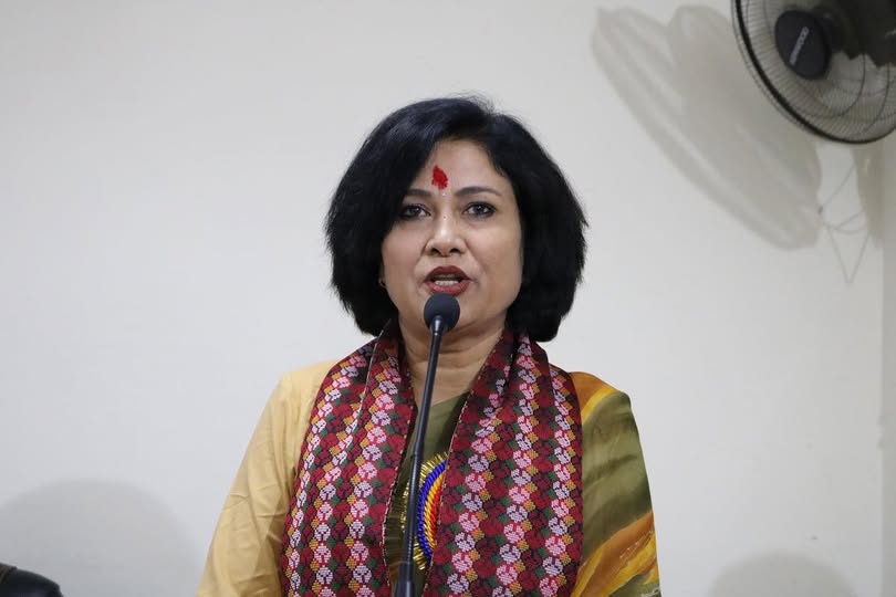 एमालेको झण्डा जलाइएको घटनाप्रति कोमल वलीको आपत्ति : ‘अराजकता सह्य छैन’