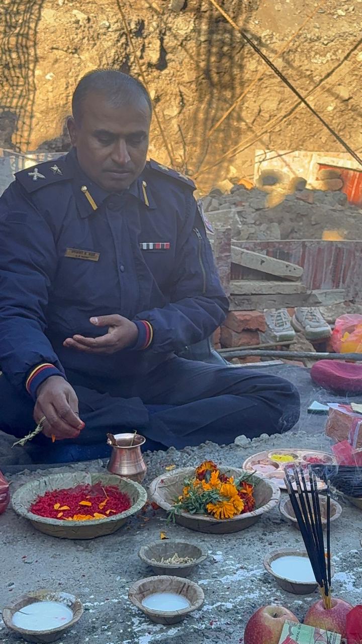नेपालको कान्छो जिल्ला रुकुम पुर्बमा जि प्र का को भवन शिलान्यास