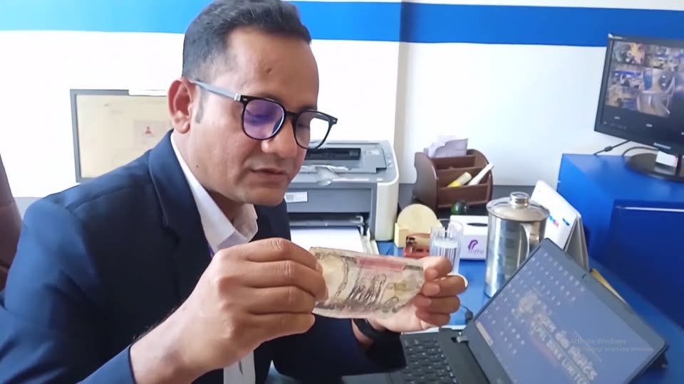 बागलुङमा नक्कली नोटको त्रास: तीन बैंकमा एउटै नम्बरका नोट फेला