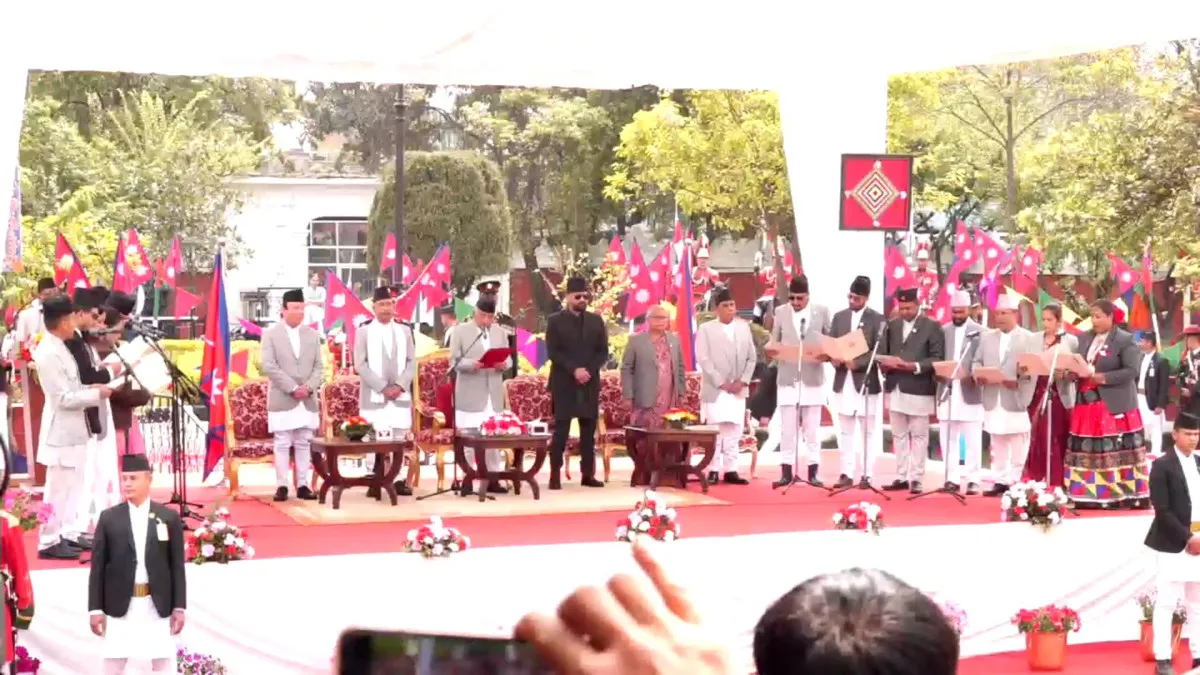 नवनिर्वाचित मन्त्रीहरूले पनि लिए शपथ ग्रहण