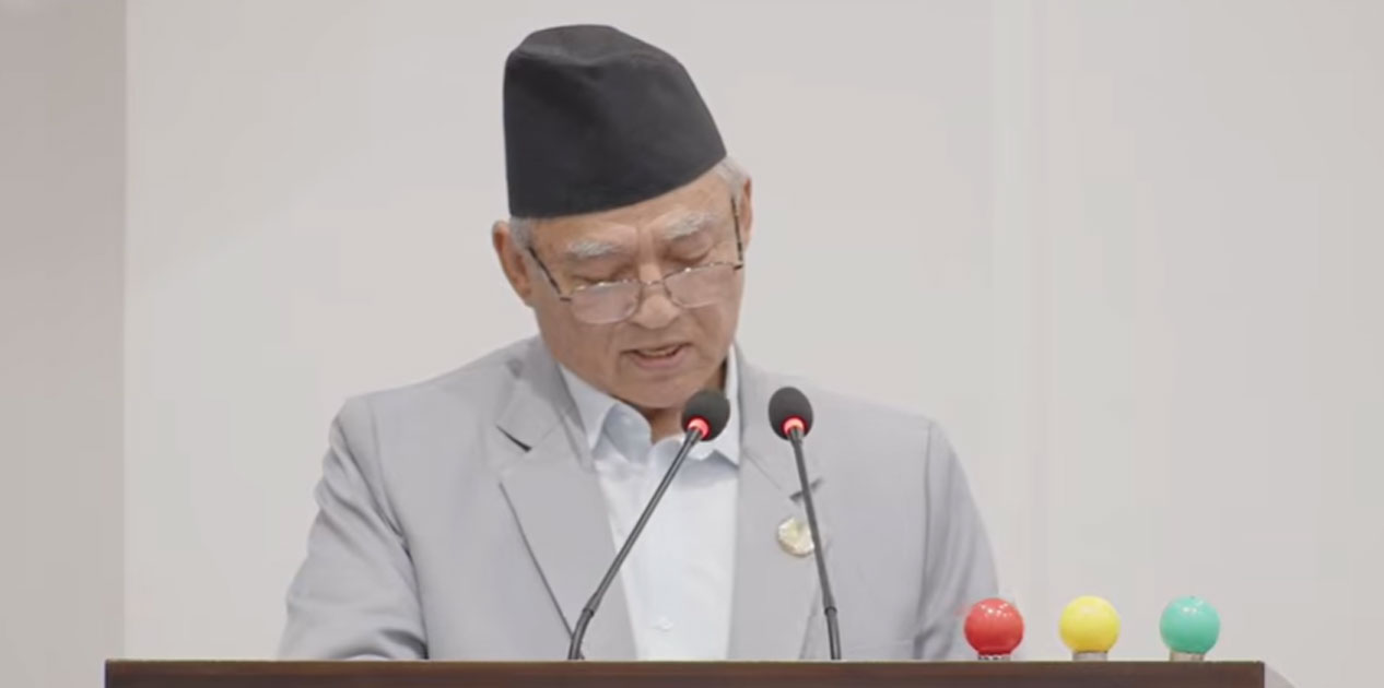 ओली-लेखक पक्राउबारे संसद्‌मा रामबहादुर थापाको आपत्ति