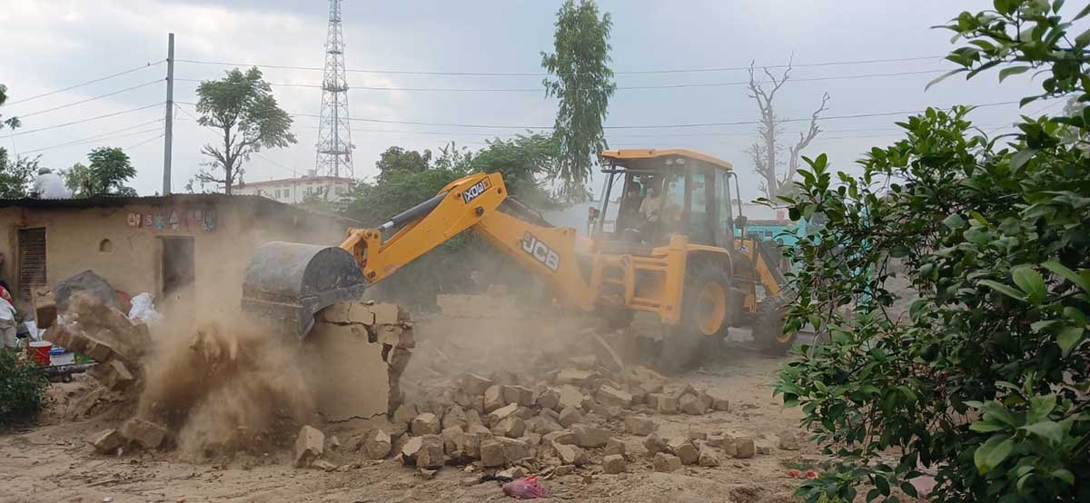 कोहलपुरमा १०८ घरटहरा भत्काइयो